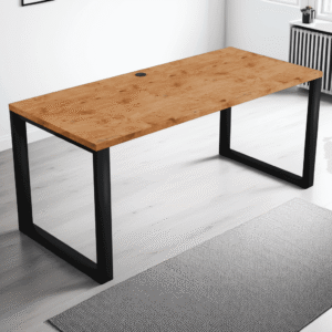 biurko loft w pokoju