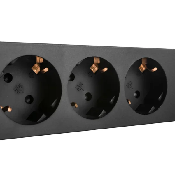 gniazdo-meblowe-podblatowe-u_237591.webp gniazdo-meblowe-podblatowe-u_237591.webp