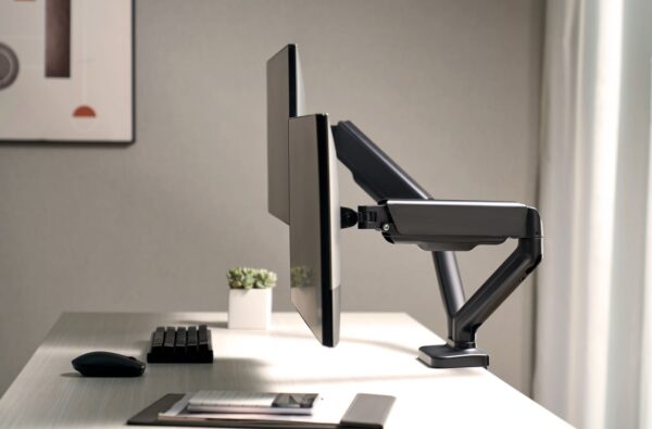 lv06649.jpg lv06649.jpg