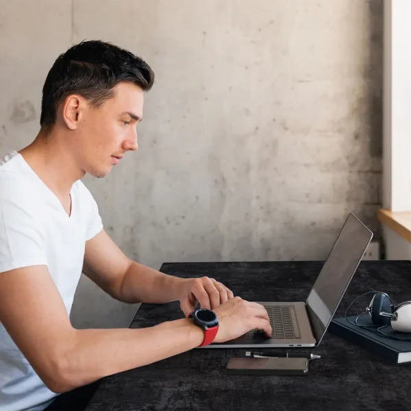 uniwersalny-blat-do-biurka-1_214437-1.webp uniwersalny-blat-do-biurka-1_214437-1.webp